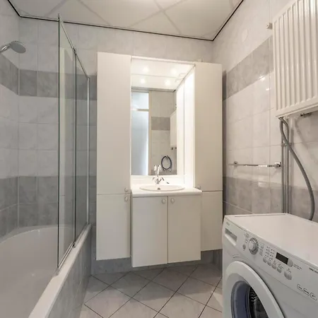 Appartement Beachside Escape W Terrace