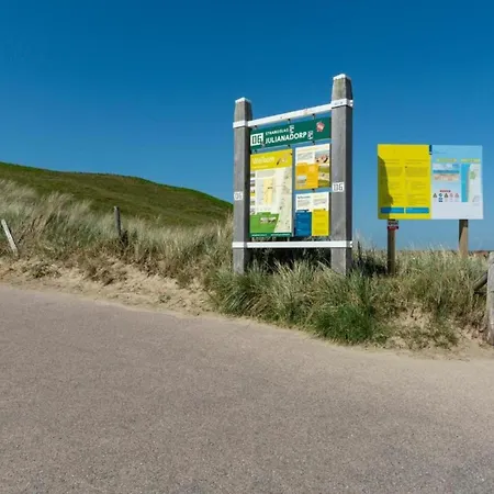 Beachside Escape W Terrace Apartment Julianadorp